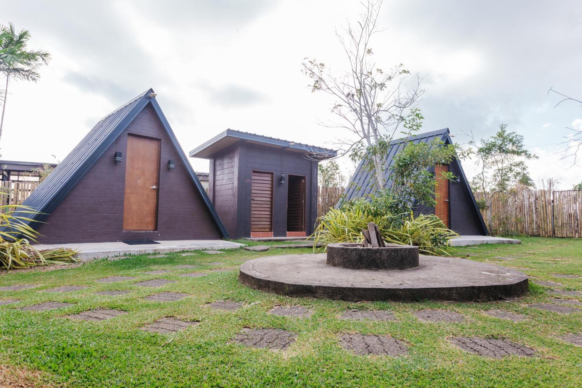 Lumban Spacio Caliraya Bed & Breakfast المظهر الخارجي الصورة
