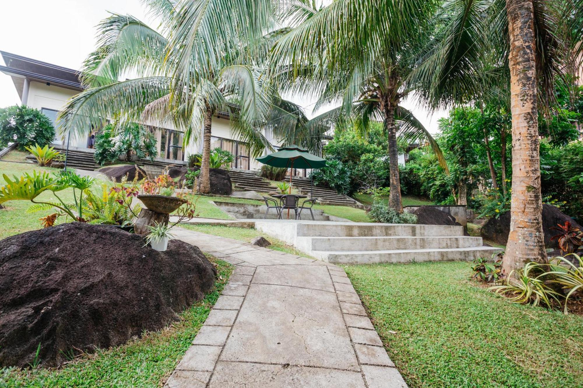 Lumban Spacio Caliraya Bed & Breakfast المظهر الخارجي الصورة