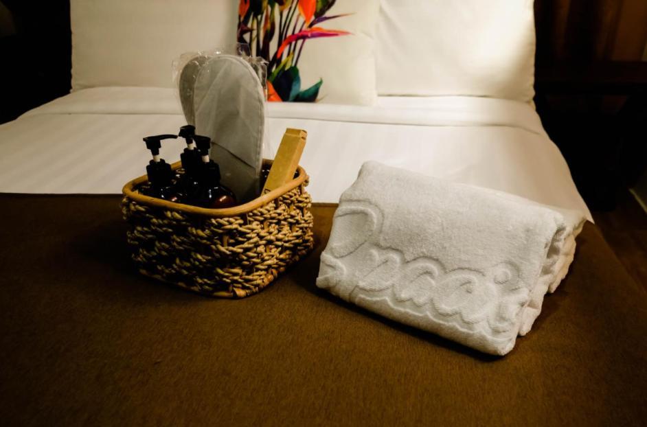 Lumban Spacio Caliraya Bed & Breakfast المظهر الخارجي الصورة
