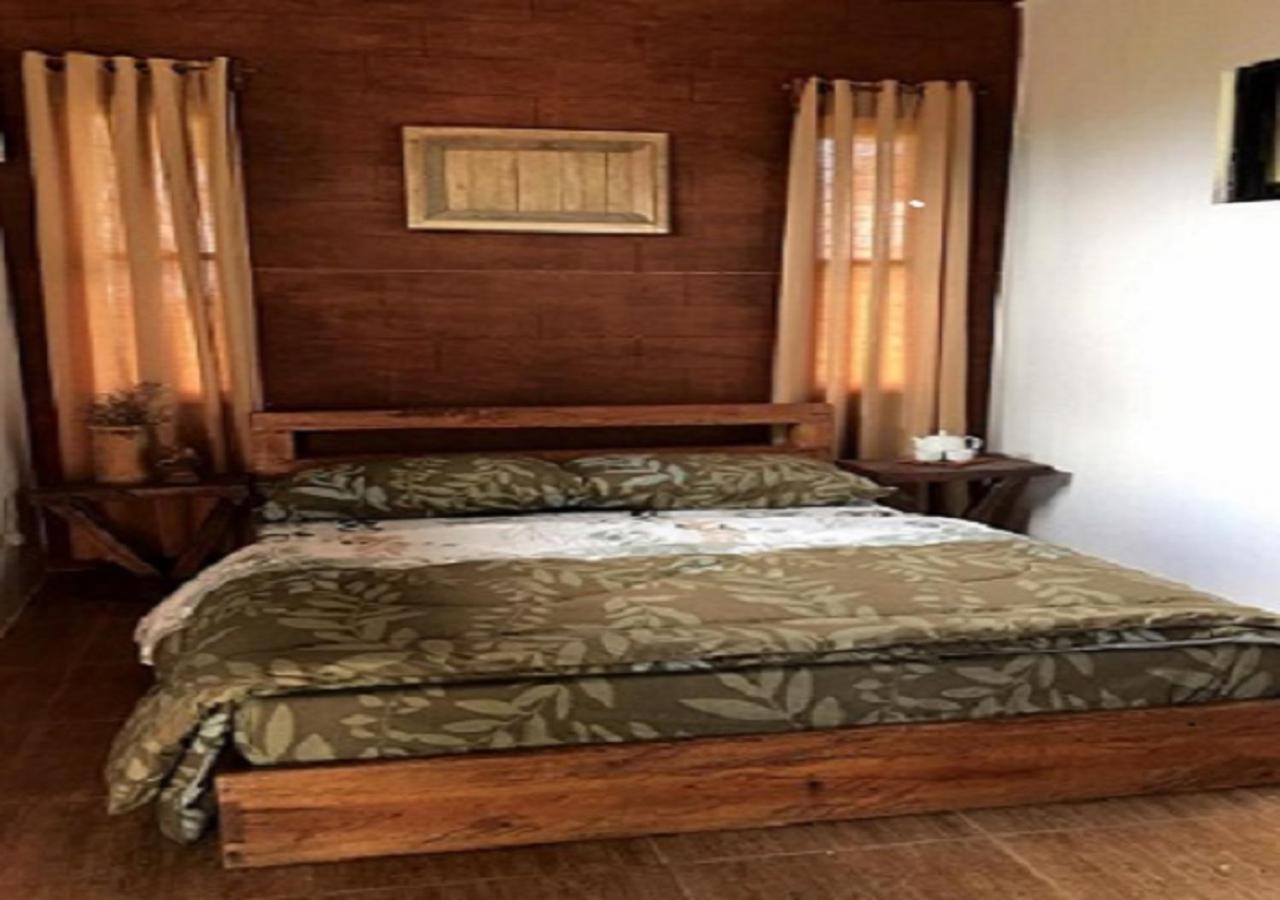 Lumban Spacio Caliraya Bed & Breakfast المظهر الخارجي الصورة