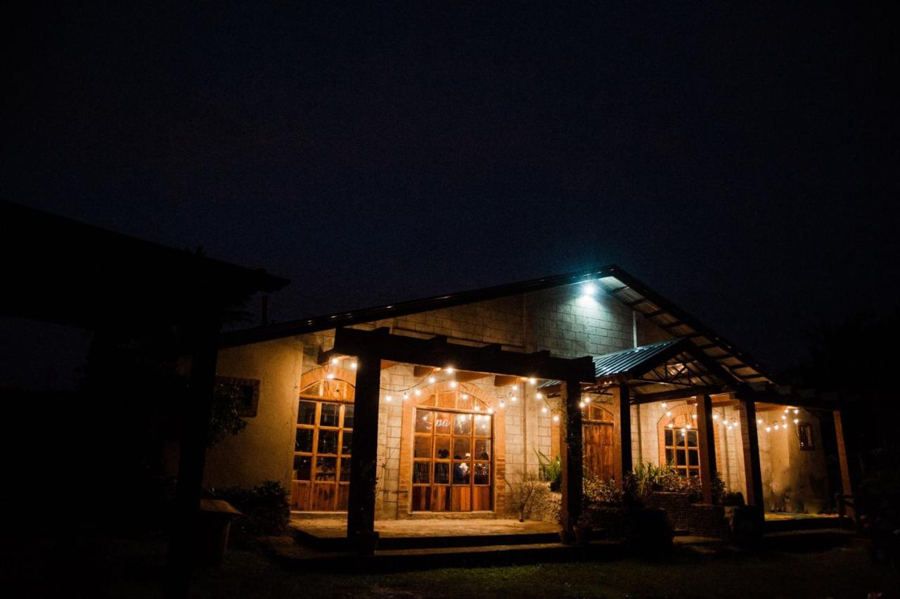 Lumban Spacio Caliraya Bed & Breakfast المظهر الخارجي الصورة
